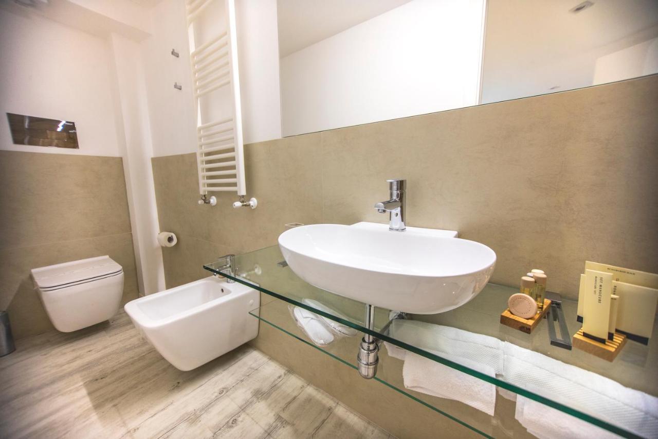 Suite Quaroni Palermo Exterior foto